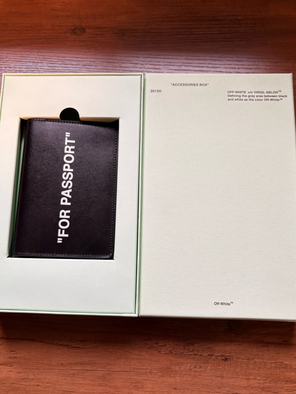 Off-White Virgil Abloh “FOR PASSPORT” Leather Passport Cover – BNIB